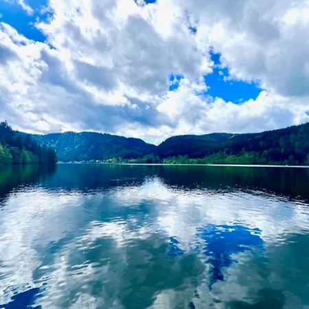 Apartament Spacious Cocoon Facing Lake *